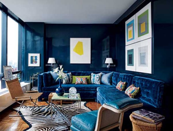Navy-Blue-Sofa-To-Decorating-Living-Room-2